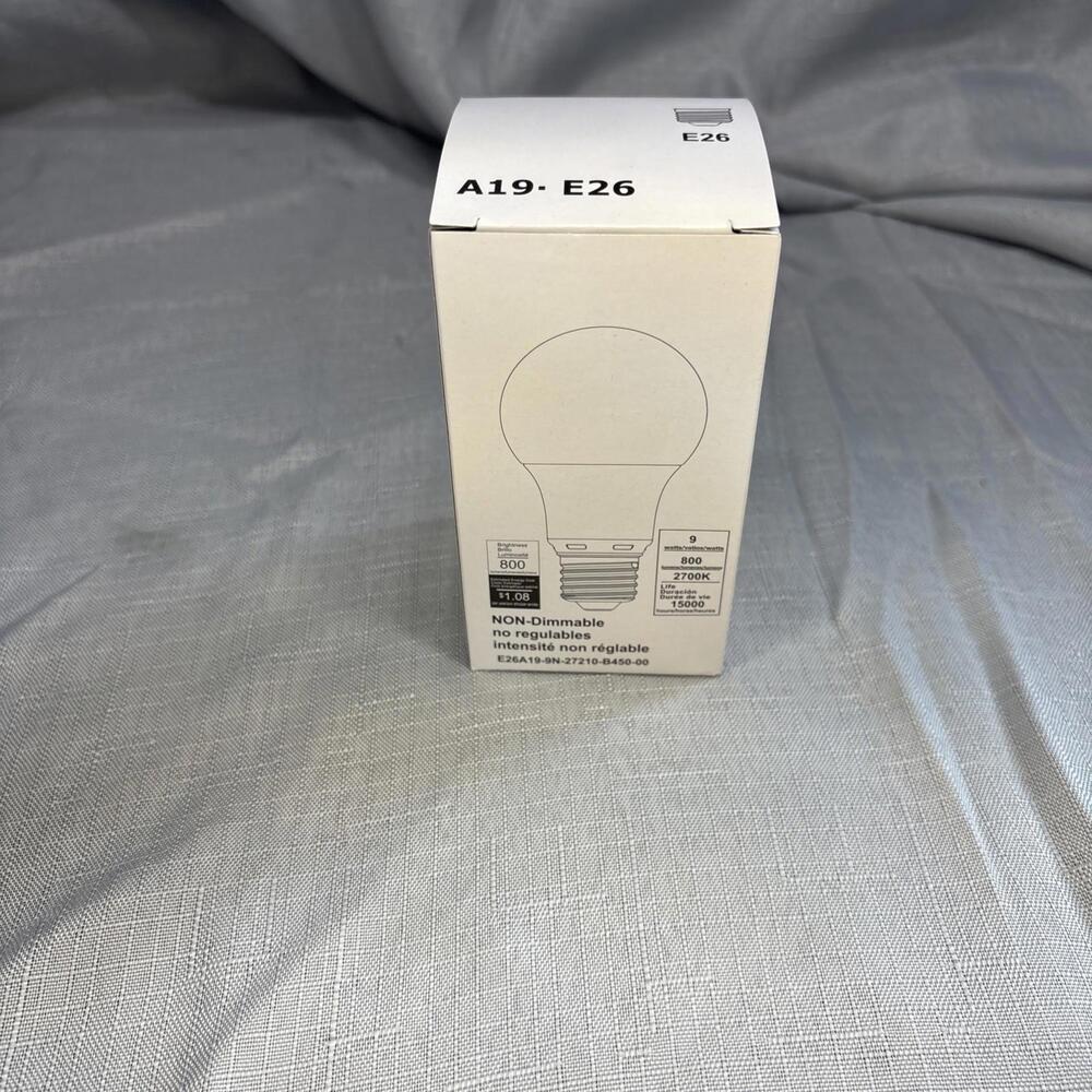3 Pack LED A19, E26 Light Bulbs Daylight 9W